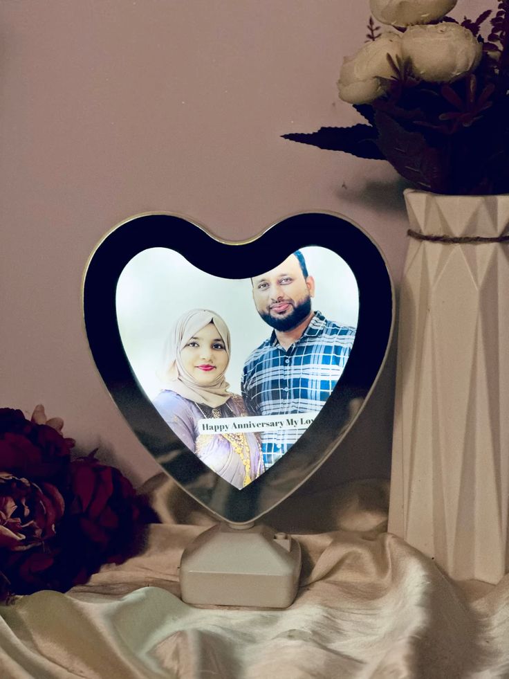 HEART SHAPE MAGIC LED FRAME